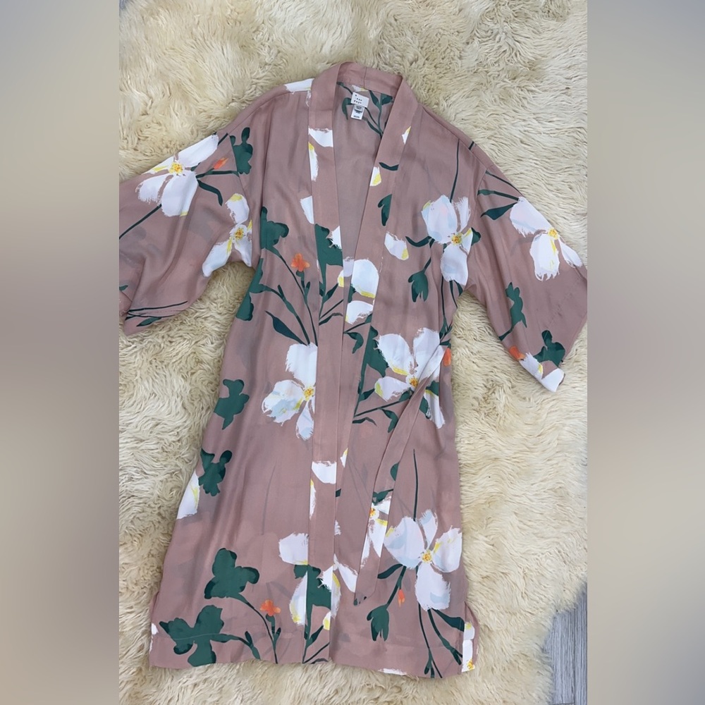 a .new day kimono, floral print